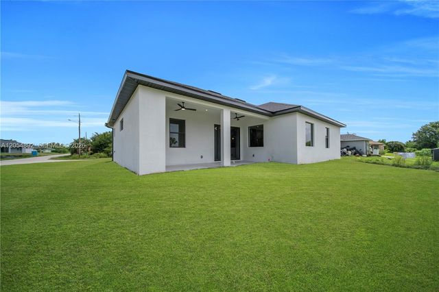 4200 17th ST SW, Lehigh Acres, FL 33976