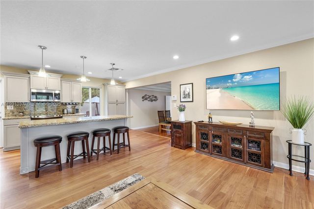 1311 NE 26th Ter, Pompano Beach, FL 33062