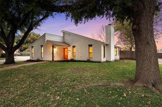 401 Lindenwood Lane W, Hewitt, TX 76643