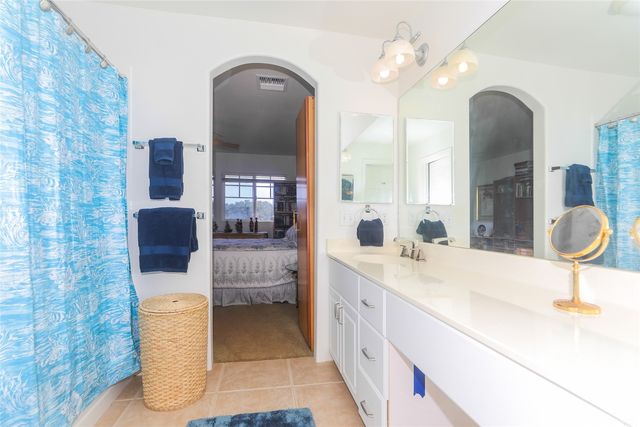 1173 Mokuhano Street F101, Honolulu, HI 96825