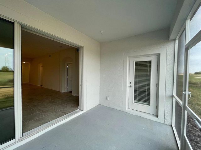 811 OCEAN COURSE AVENUE 501, Davenport, FL 33896