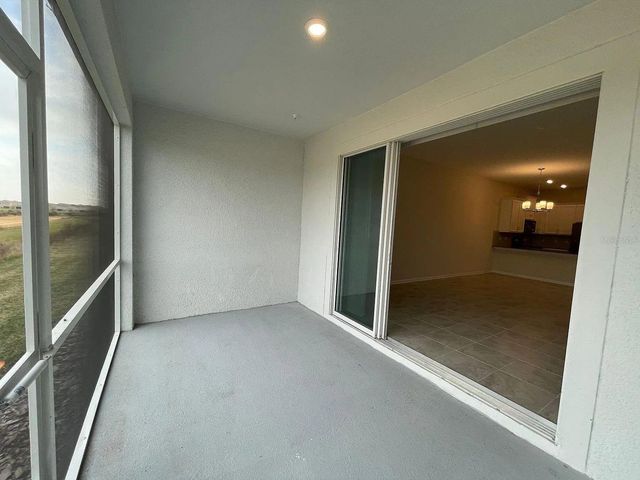 811 OCEAN COURSE AVENUE 501, Davenport, FL 33896