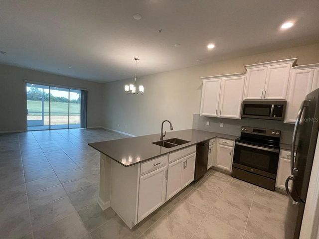 811 OCEAN COURSE AVENUE 501, Davenport, FL 33896