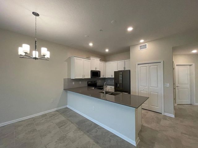811 OCEAN COURSE AVENUE 501, Davenport, FL 33896