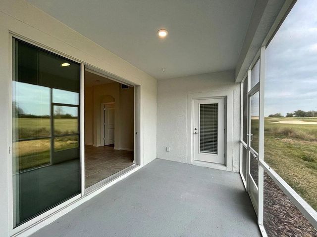 811 OCEAN COURSE AVENUE 501, Davenport, FL 33896