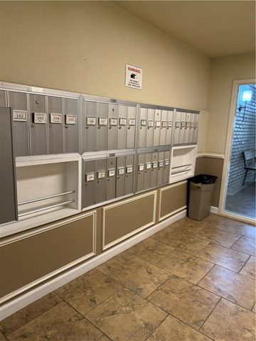 395 Pharr Road NE 103, Atlanta, GA 30305