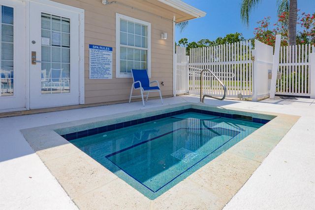 649 NE Bent Paddle Lane, Port St. Lucie, FL 34983