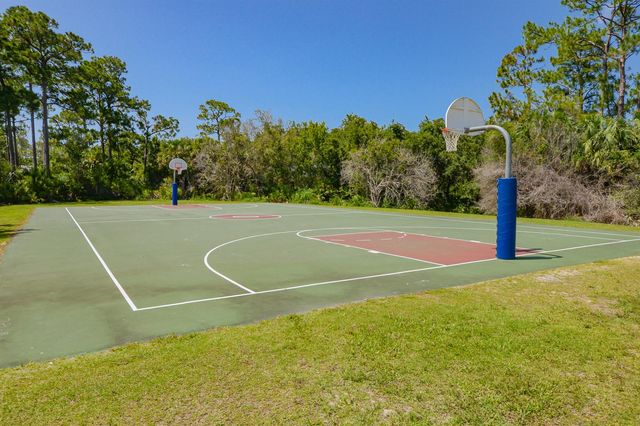 649 NE Bent Paddle Lane, Port St. Lucie, FL 34983