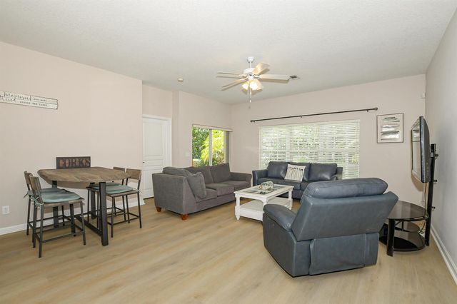 649 NE Bent Paddle Lane, Port St. Lucie, FL 34983