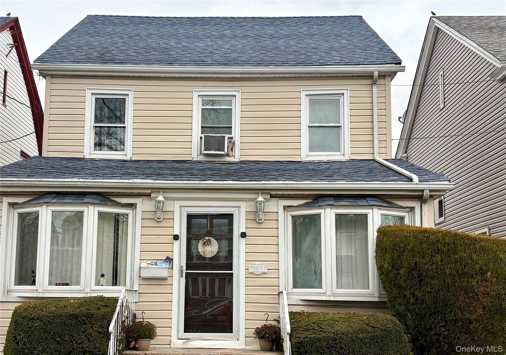 224-27 Fairbury Avenue, Queens Village, NY 11428