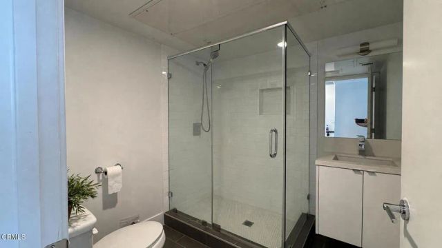 2172 Clifford Street, Los Angeles, CA 90026