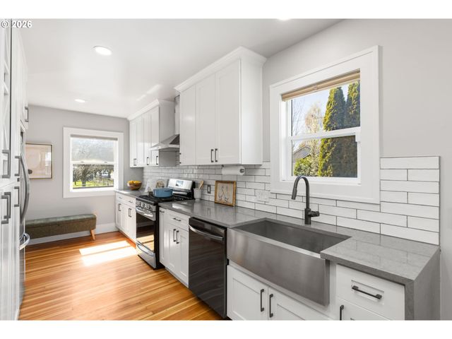 4624 N HUNT St, Portland, OR 97203