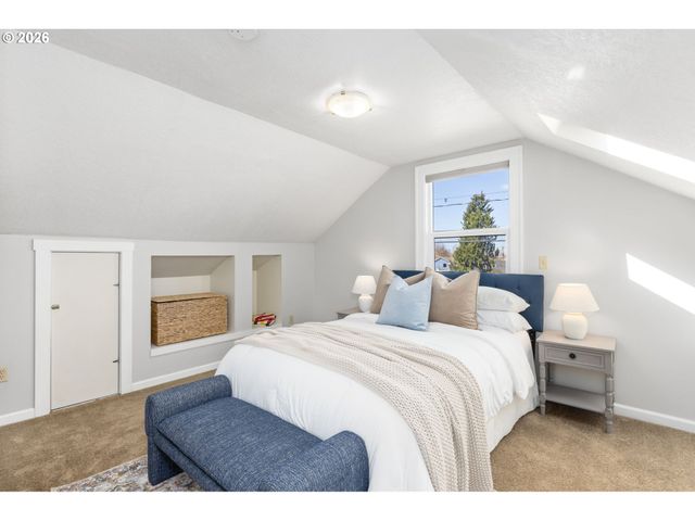 4624 N HUNT St, Portland, OR 97203