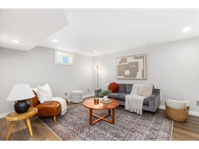 4624 N HUNT St, Portland, OR 97203