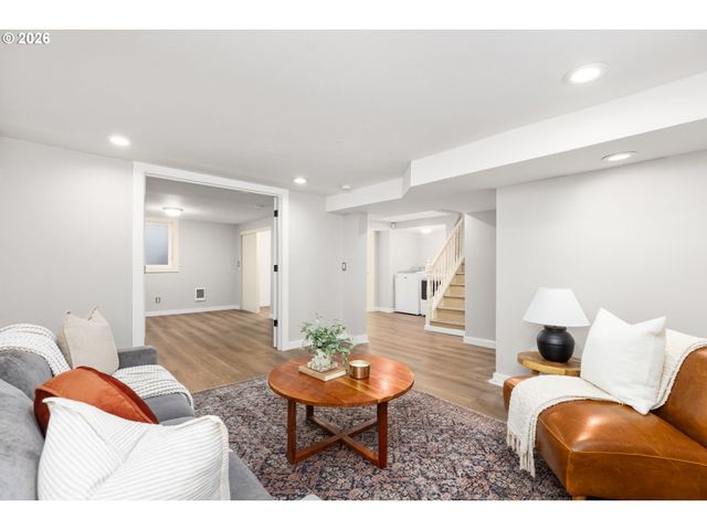 4624 N HUNT St, Portland, OR 97203