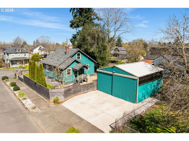 4624 N HUNT St, Portland, OR 97203