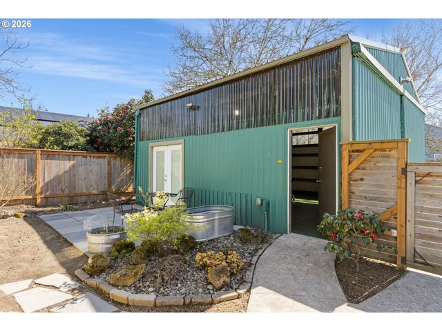 4624 N HUNT St, Portland, OR 97203