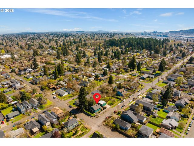 4624 N HUNT St, Portland, OR 97203