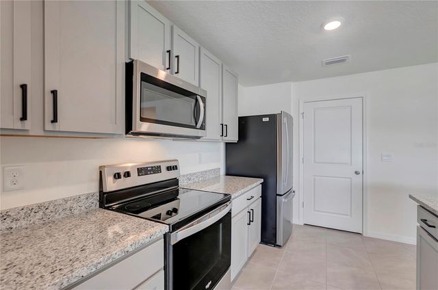 810 ACE OUTLAW AVENUE, Ruskin, FL 33570