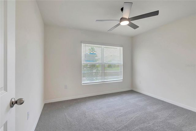 810 ACE OUTLAW AVENUE, Ruskin, FL 33570