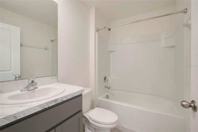 810 ACE OUTLAW AVENUE, Ruskin, FL 33570