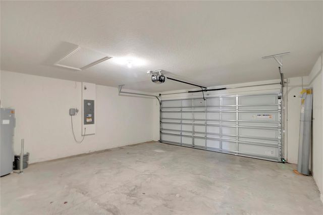 810 ACE OUTLAW AVENUE, Ruskin, FL 33570