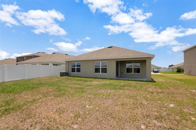 810 ACE OUTLAW AVENUE, Ruskin, FL 33570