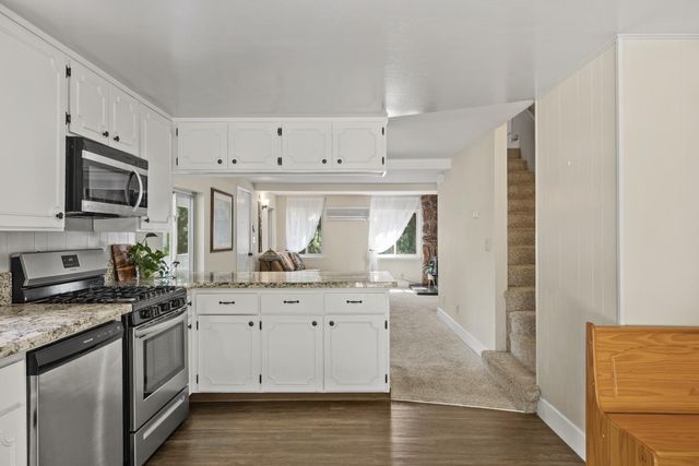 4881 Pony Express Trl, Camino, CA 95709