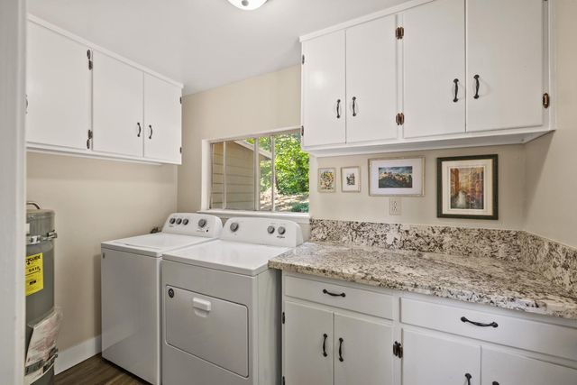 4881 Pony Express Trl, Camino, CA 95709