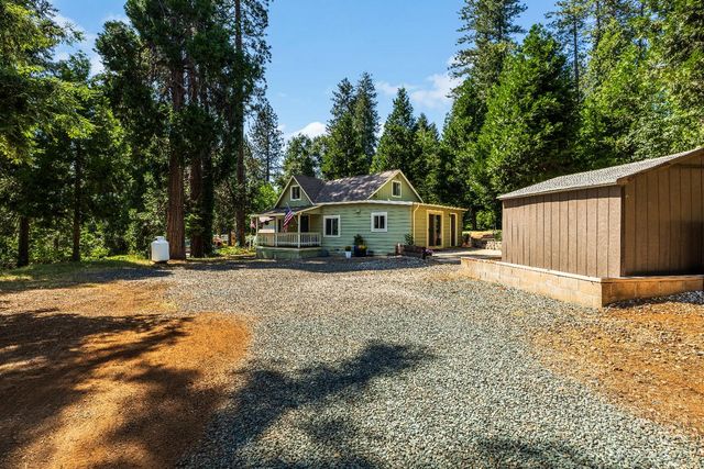 4881 Pony Express Trl, Camino, CA 95709