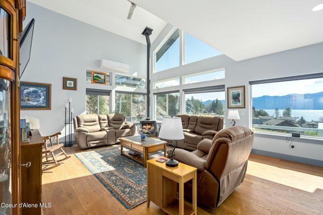 16659 Waller Rd, Bayview, ID 83803
