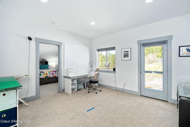 16659 Waller Rd, Bayview, ID 83803