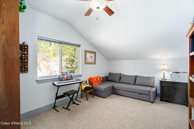 16659 Waller Rd, Bayview, ID 83803