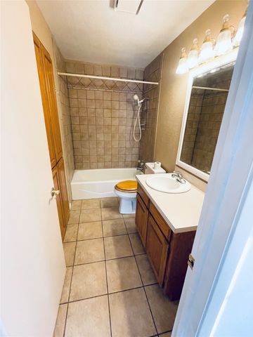 1134 N Seaman Street, Eastland, TX 76448