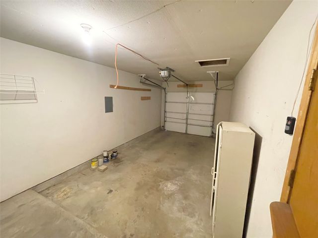 1134 N Seaman Street, Eastland, TX 76448