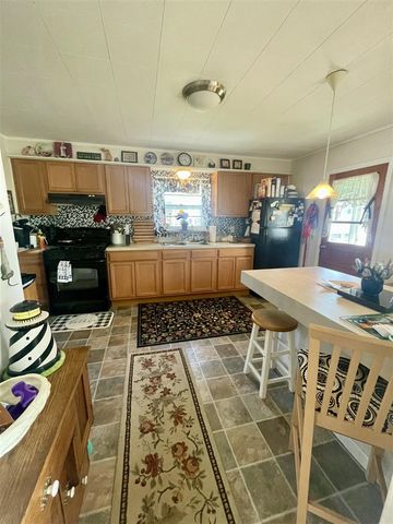 404 W Court Street, Ludington, MI 49431