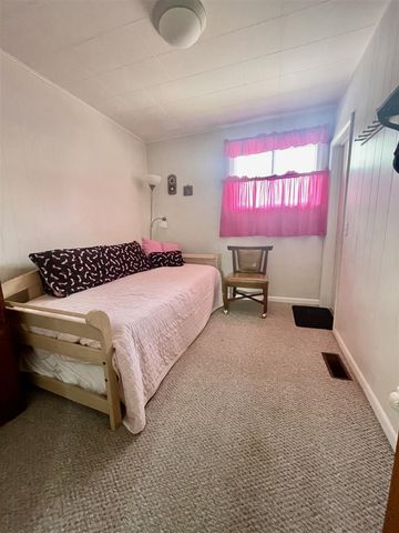 404 W Court Street, Ludington, MI 49431