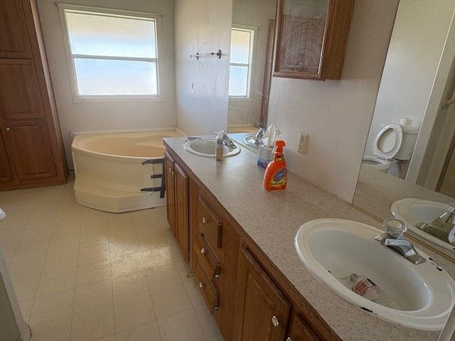 8224 County Road 913, Godley, TX 76044