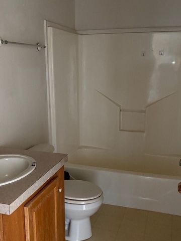 8224 County Road 913, Godley, TX 76044