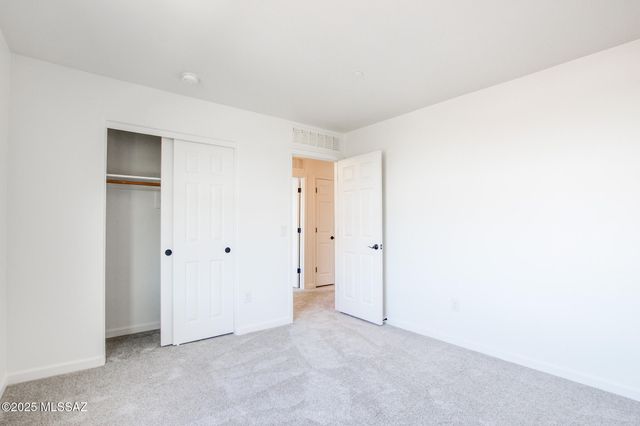 8727 W Denstone Road, Marana, AZ 85653