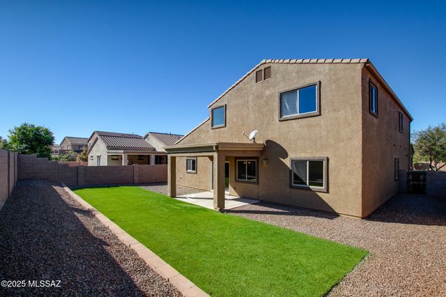 8727 W Denstone Road, Marana, AZ 85653