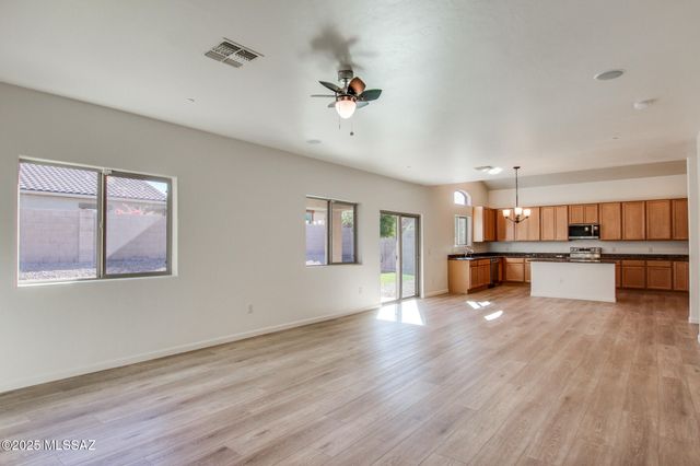 8727 W Denstone Road, Marana, AZ 85653
