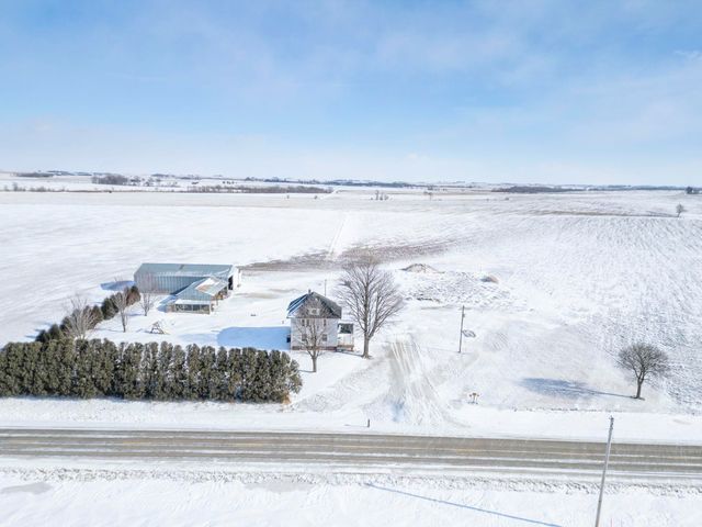 3074 Union Avenue, Sumner, IA 50674