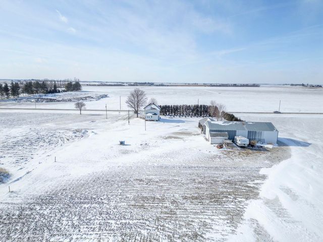 3074 Union Avenue, Sumner, IA 50674