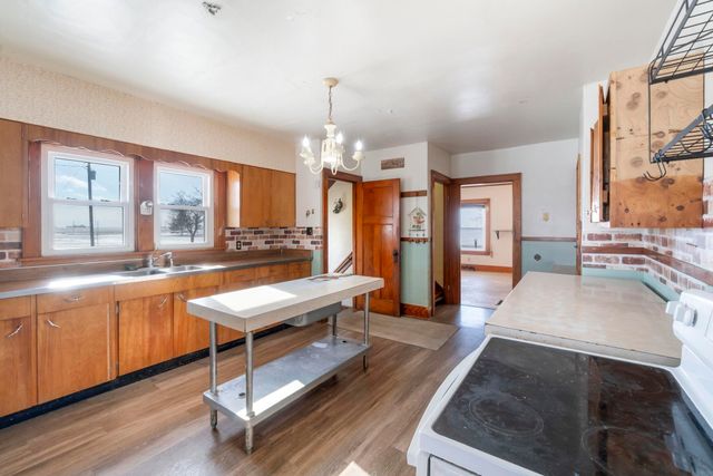 3074 Union Avenue, Sumner, IA 50674