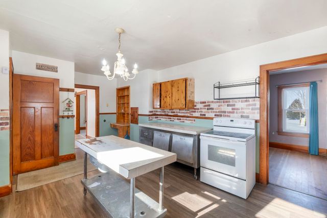 3074 Union Avenue, Sumner, IA 50674