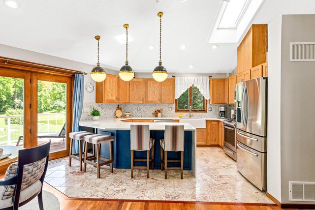 24026 W Oakwood LANE, Kansasville, WI 53139