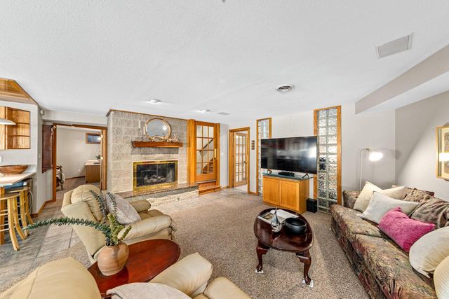 24026 W Oakwood LANE, Kansasville, WI 53139
