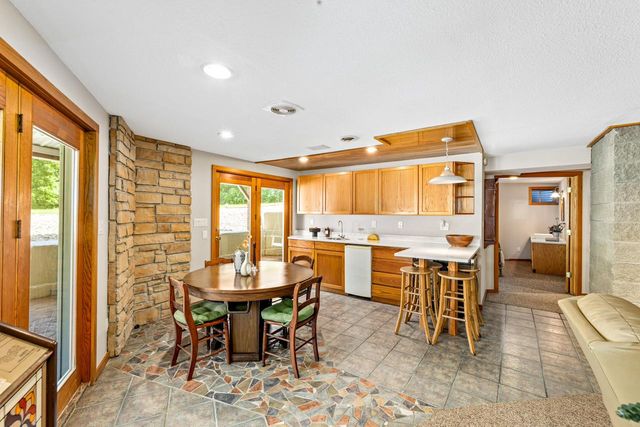 24026 W Oakwood LANE, Kansasville, WI 53139