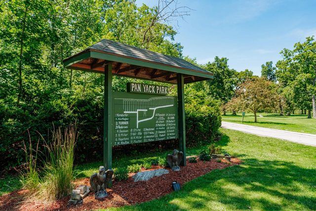 24026 W Oakwood LANE, Kansasville, WI 53139